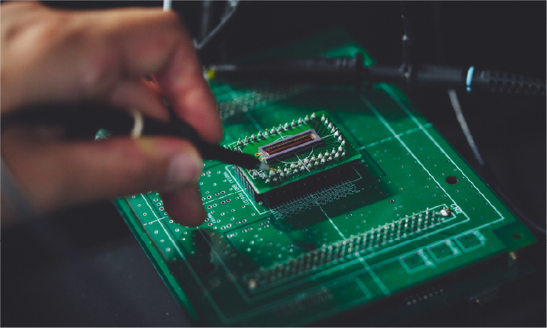 固体第4製品設計部　S.O.さん1